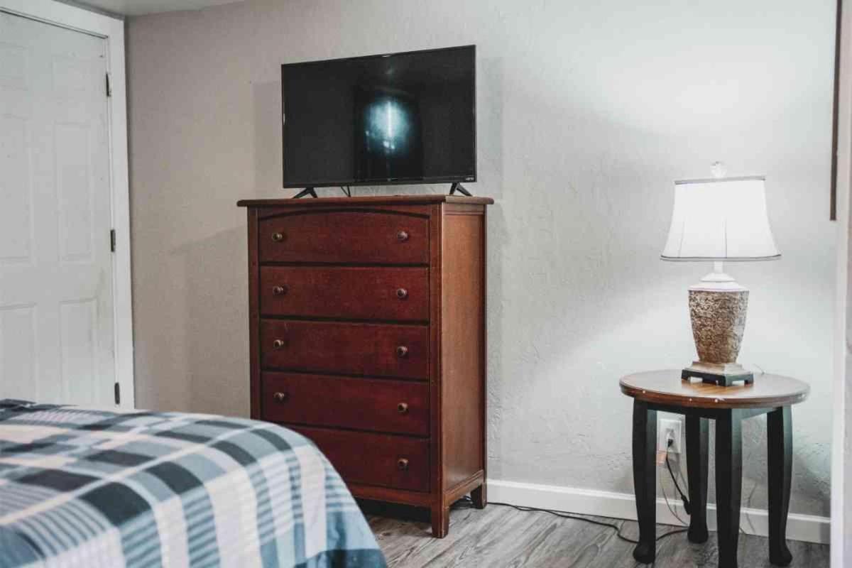 Near Lake Texoma Quad-Plex Kitchenette - 29 Mead Екстериор снимка
